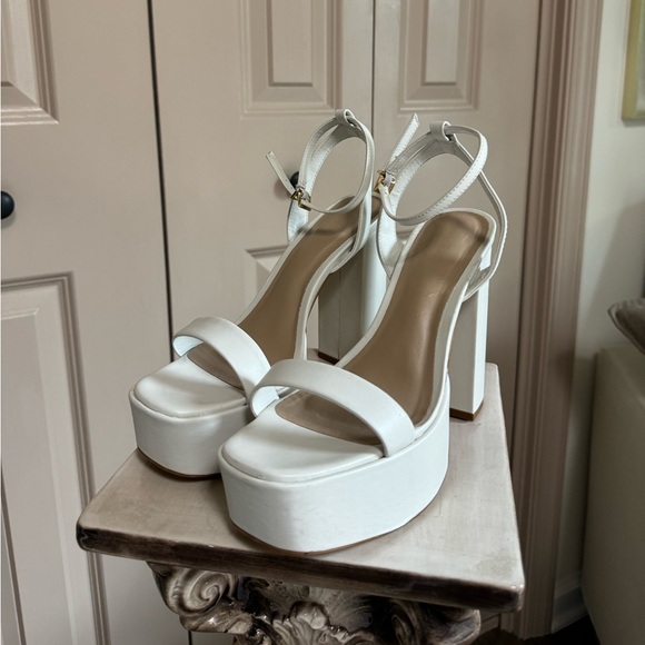 Aldo Matylda Platform Sandals - Picture 8 of 8